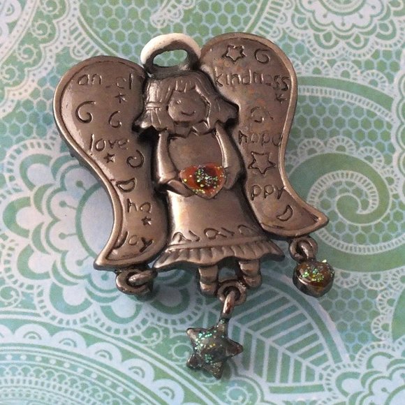 Angel Pendant Brooch - Picture 1 of 10